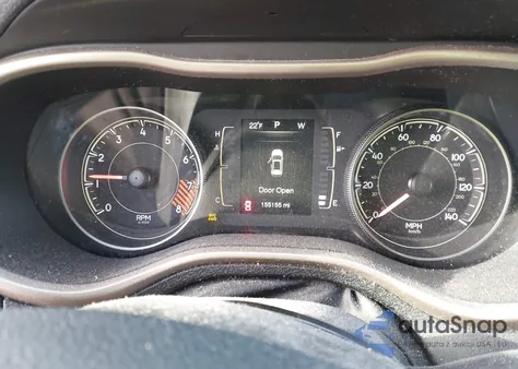 2014 Jeep Cherokee Latitude z USA, uszkodzony, nr VIN 1C4PJMCS7EW137747